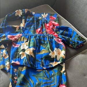 Floral Off-Shoulder Top and capri widelegged set